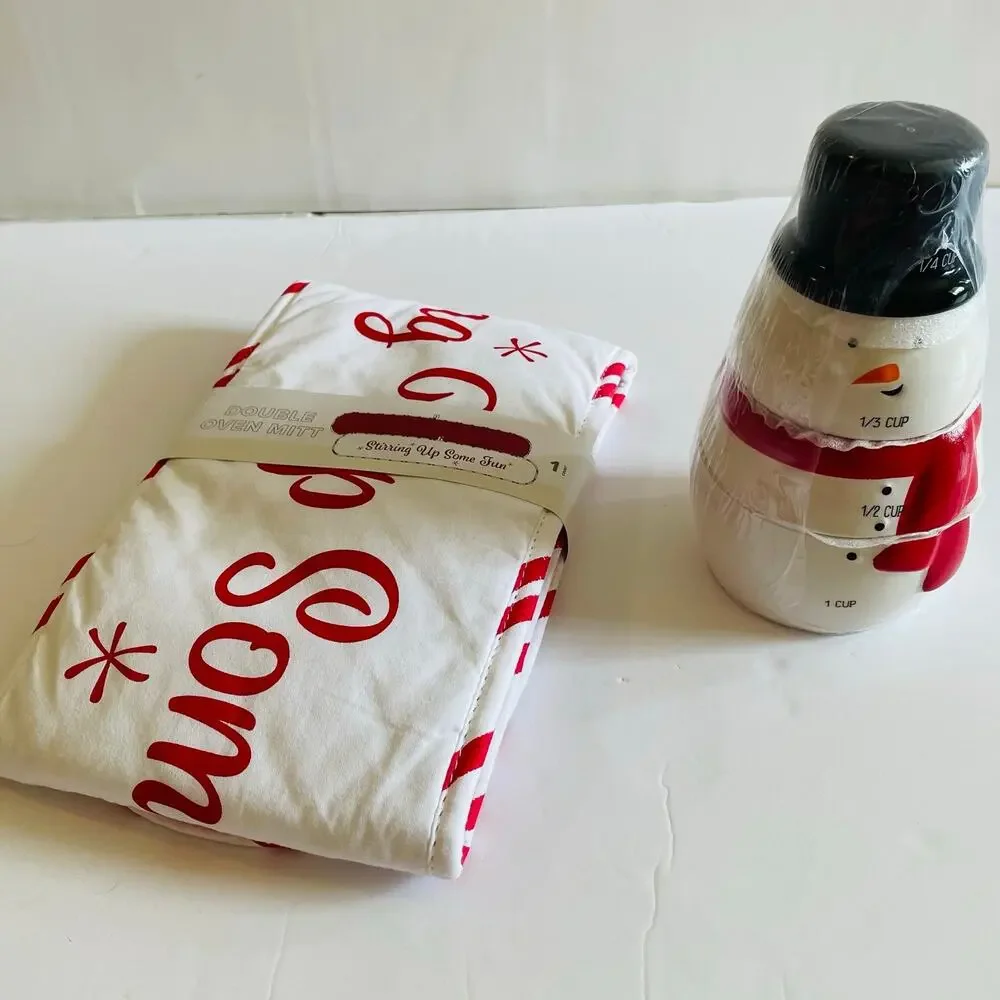 Target Christmas Snowman Ceramic Stacking Measuring Cups &‎ Double Oven Mitt